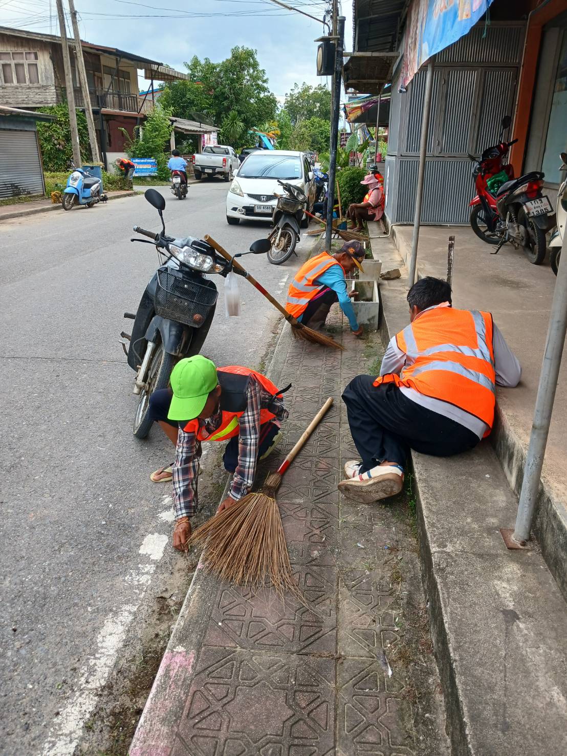 22 พฤศจิกายน 2566 ทำความสะอาดถนนประชาสามัคคี, ถนนเลียบควน, ซอยสุวรรณวิชัย 4 และซอยข้าวสาร