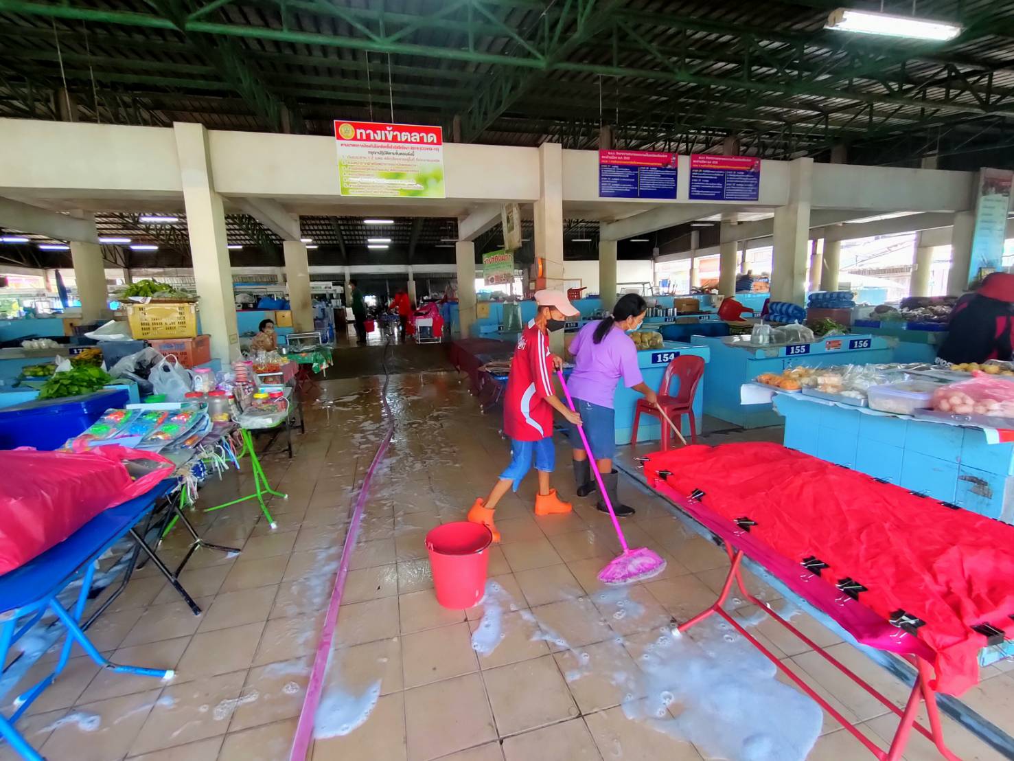 ล้างตลาดสดเทศบาลตำบลควนขนุนประจำสัปดาห์