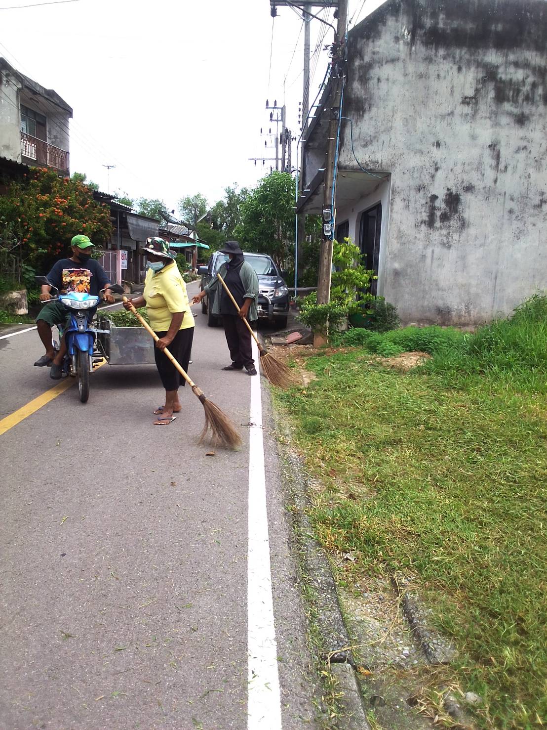 ทำความสะอาดถนนประชาสามัคคี ,ซอยประชาร่วมใใจ และซอยราษฎร์พัฒนา