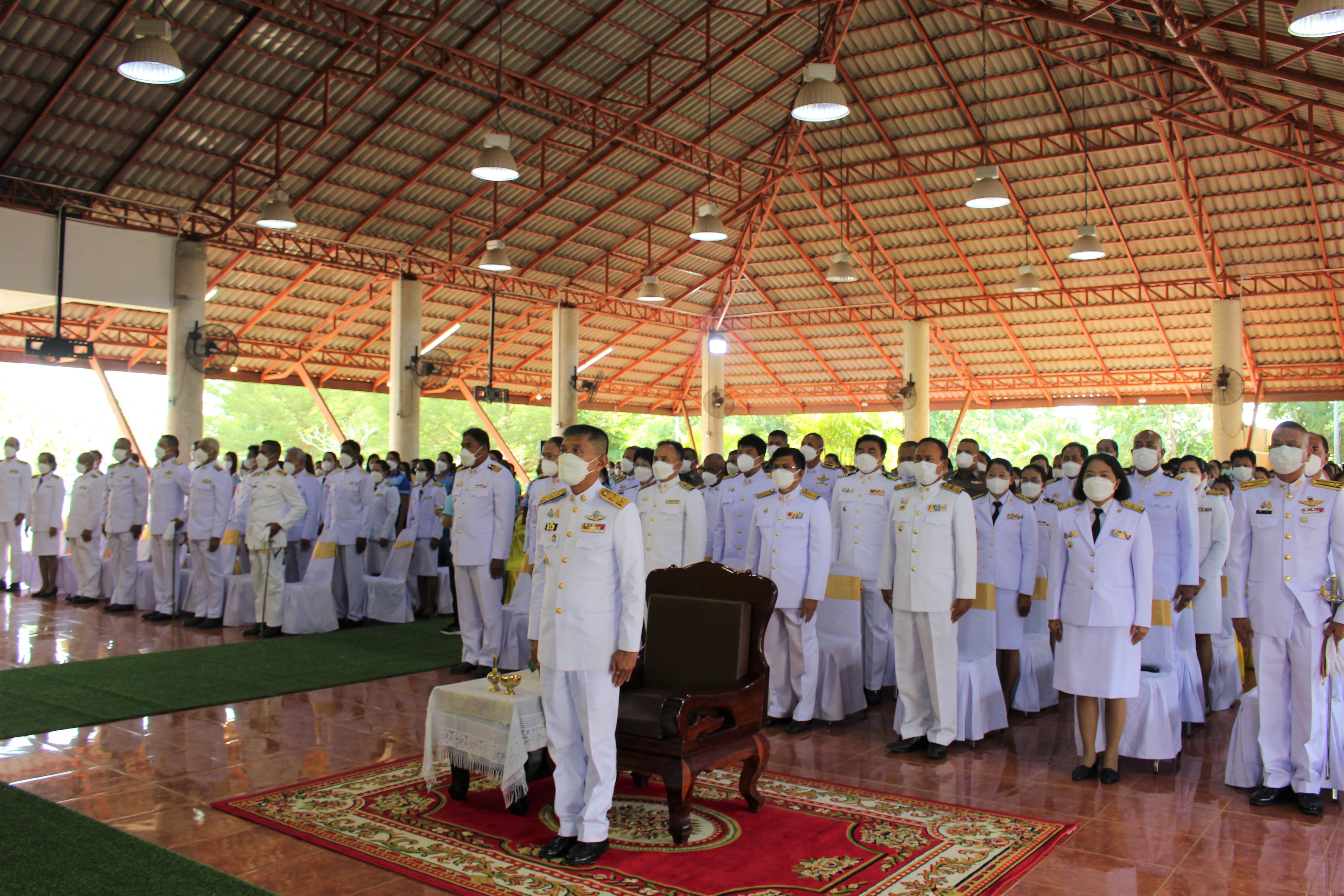 เทศบาลตำบลควนขนุน ร่วมพิธีทำบุญตักบาตร